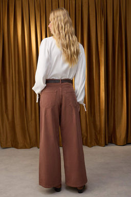 Ozel Koleksiyon Kahverengi Kemerli Dikis Detayl? Dusuk Bel Loose Baggy Jeans TWOAW26JE00020 - Trendyolmilla фото 4