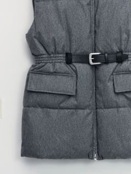 Жилет утепленный с ремнем на поясе / Zarina  фото 3