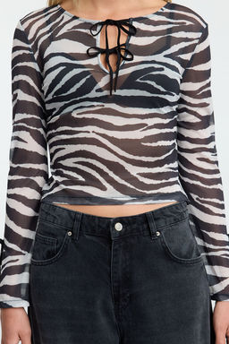 Siyah Zebra Bask?l? Fitted/Vucuda Oturan Esnek Orme Bluz TWOAW25BZ00286 - Trendyolmilla фото 3