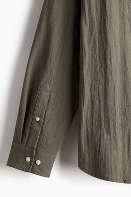 Camisa en tejido texturizado Regular Fit - H&m фото 7