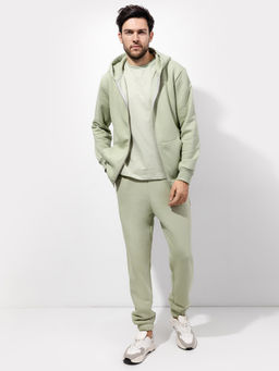 Утепленные мужские джоггеры в оттенке "пыльный зеленый" пыльный зеленый 181225
