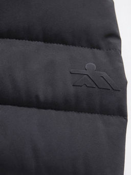 Куртка женская стёганая с капюшоном с графеновой подкладкой черного цвета 9624_1Ch