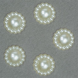 Полужемчужины MAGIC 4 HOBBY перламутр в форме Цветка 12 мм цв.43 молочный уп.20г (52шт)