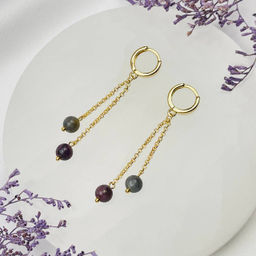 Серьги на цепочке из камня Корунд