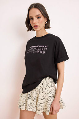 Siyah Slogan Oversize/Genis Kal?p Dusuk Kol K?sa Kollu %100 Pamuk Orme T-Shirt TWOSS26TS00118 - Trendyolmilla фото 2