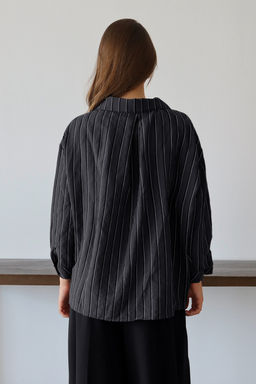 Siyah Cizgili Oversize/Genis Kal?p Dokulu Gomlek TWOAW26GO00083