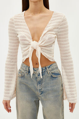 Ekru Premium Dokulu Fitted/Vucuda Oturan Baglama Detayl? Esnek Orme Bluz TWOSS24BZ00015