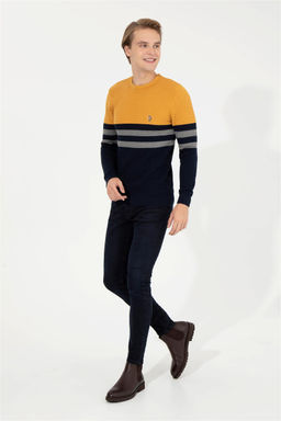 Мужской темно-синий свитер Скидка 30% на трикотаж в корзине