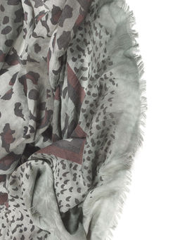 Большой, красивый платок из вареного хлопка. Рисунок на полотно наносится вручную. - Tantino фото 6