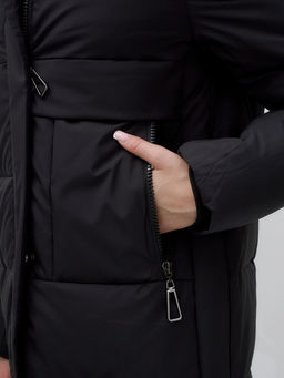 Пальто утепленное стеганное зимнее с капюшоном женское черного цвета 9628Ch - Mtforce фото 9