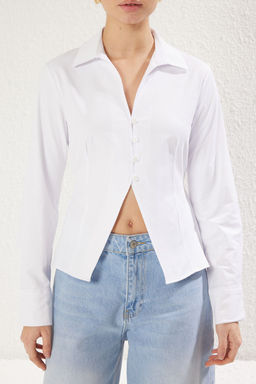 TRENDYOLMILLA Beyaz Arkadan Baglama Detayl? Dugmeli Bele Oturan Fitted Kal?p Dokuma Gomlek TWOSS25GO00083 фото 3