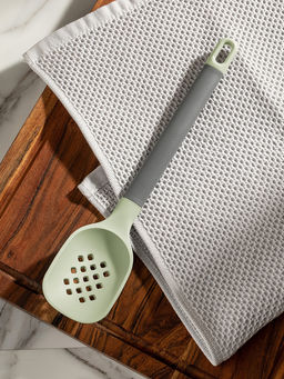 Лопатка кулинарная с дырочками 31,8x6,7x4,5 зеленый силикон, нейлон, ПП