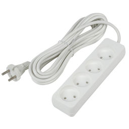 S-CU4-5 WHITE Удлинитель серии Ultra, шнур 5м., 4 гнезда, 10A, б/з. Белый. TM Uniel