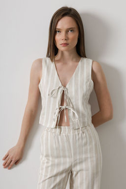 Trendyolmilla Bej Keten Gorunumlu Onu Baglama Detayl? Cizgili V Yaka Crop Dokuma Bluz TWOSS25BZ00159