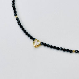 Чокер из черной Шпинели со вставкой "Сердце" огранка