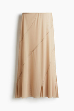 Falda larga de malla