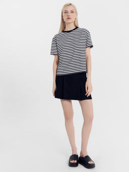 Футболка женская укороченная черная в белую полоску - Mark formelle фото 3