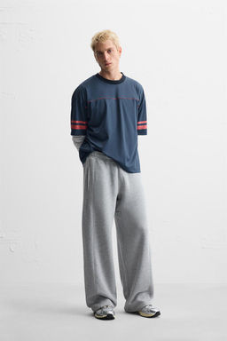 NUMBERED MESH TEXTURED T-SHIRT