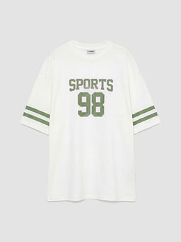 Kolu ?eritli Bask?l? K?z ?ocuk Ti??rt