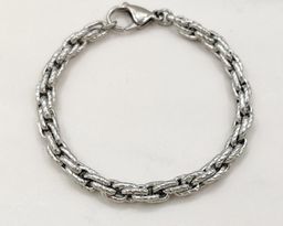 Браслет из стали