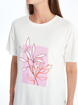 Bisiklet Yaka Bask?l? K?sa Kollu Kad?n Ti??rt