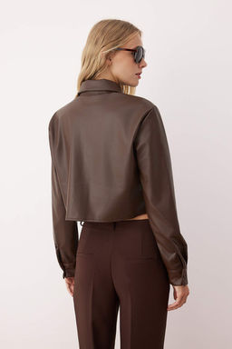 Koyu Kahverengi Crop Deri Gomlek TWOAW26GO00025 - Trendyolmilla фото 4