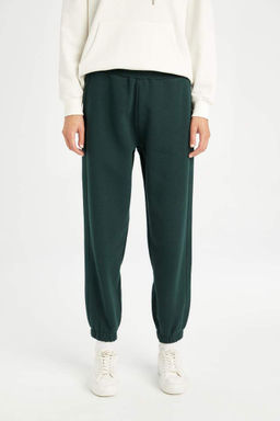 Базовые спортивные штаны для бега из плотной ткани стандартного размера с эластичным поясом и карманами - Defacto фото 3