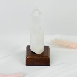 Кристалл из Горного Хрусталя на подставке - Радуга самоцветов фото 2