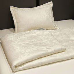 Одеяло Mency Сатин Люкс с простыней и наволочками POMENSL04