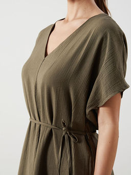 V Yaka Dokulu Kad?n Elbise