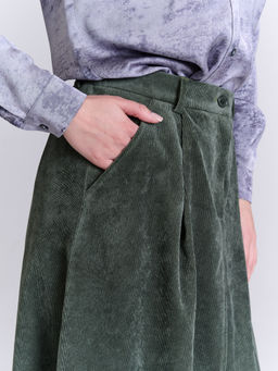 Вельветовая юбка А-силуэта