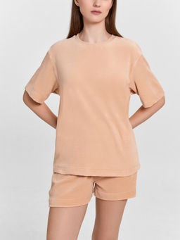 КОМПЛЕКТ ЖЕНСКИЙ (ДЖЕМПЕР, ШОРТЫ)