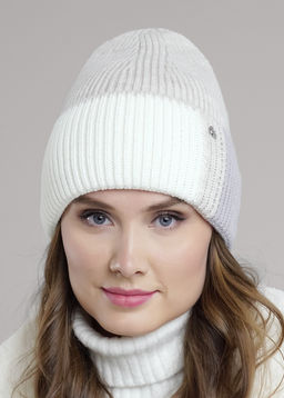 Шапка женская