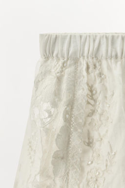 LIMITED EDITION EMBROIDERED LACE SHORTS - Zara фото 4