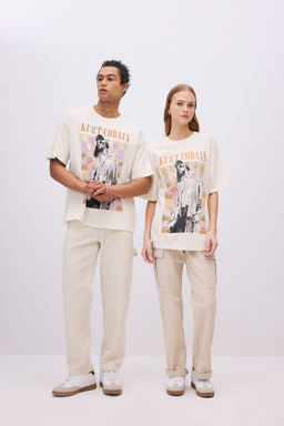 Унисекс Курт Кобейн Oversize-футболка с круглым вырезом и короткими рукавами - Defacto фото 2