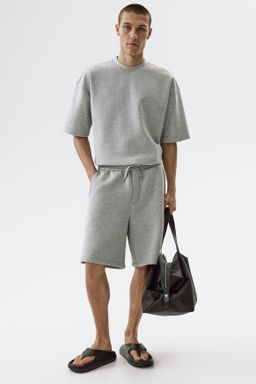 Pantal?n corto efecto neopreno Relaxed Fit - H&m фото 5