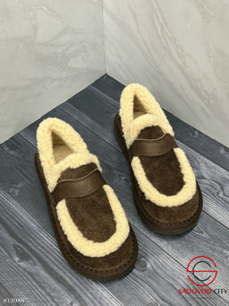 Сапоги женские для зимнего сезона