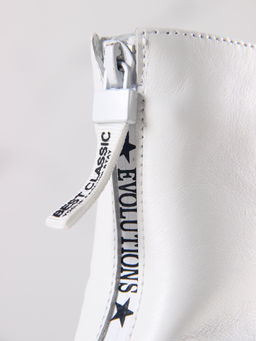 Ботинки 325.L.21074w. Белый/Мех