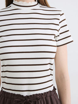 F?rf?rl? Dik Yaka ?izgili Kad?n Ti??rt