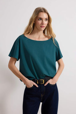 Zumrut Yesili %100 Pamuk Oversize/Genis Kal?p Kay?k Yaka Orme T-Shirt TWOSS20TS0140