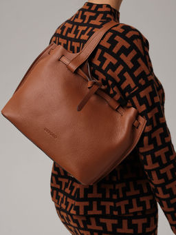 Кожаная сумка Deboro 31002 коричневый фундук