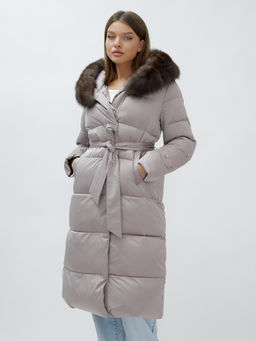 с мехом песец люкс класса Пальто зимние Бренд Visdeer, бежевого цвета  фото 11