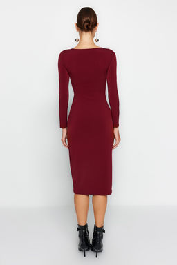 TRENDYOLMILLA Bordo Y?rtmacl? Vucuda Oturan Asimetrik Yaka Uzun Kollu Midi Orme Kalem Elbise TWOAW24EL00118  фото 5