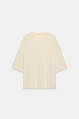 CAMISETA OVERSIZE FLUIDA / Mantequilla