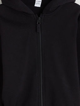 Kap??onlu Erkek ?ocuk Pike H?rka