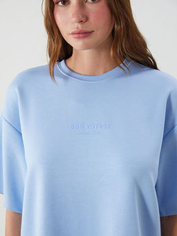 Bisiklet Yaka Bask?l? Oversize Kad?n Ti??rt