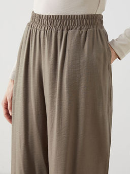 Beli Lastikli Kad?n Pantolon