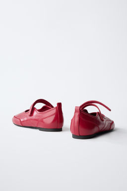 BAILARINA DEPORTIVA ACHAROLADA / Rojo - Zara фото 5