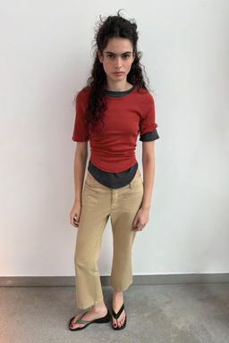 CAMISETA EFECTO LAVADO / Rojo - Zara фото 4