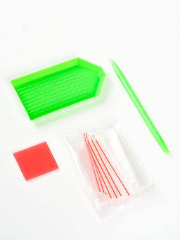 Алмазная вышивка со светящимися стразами «Лошадка» 20×30 см, на холсте